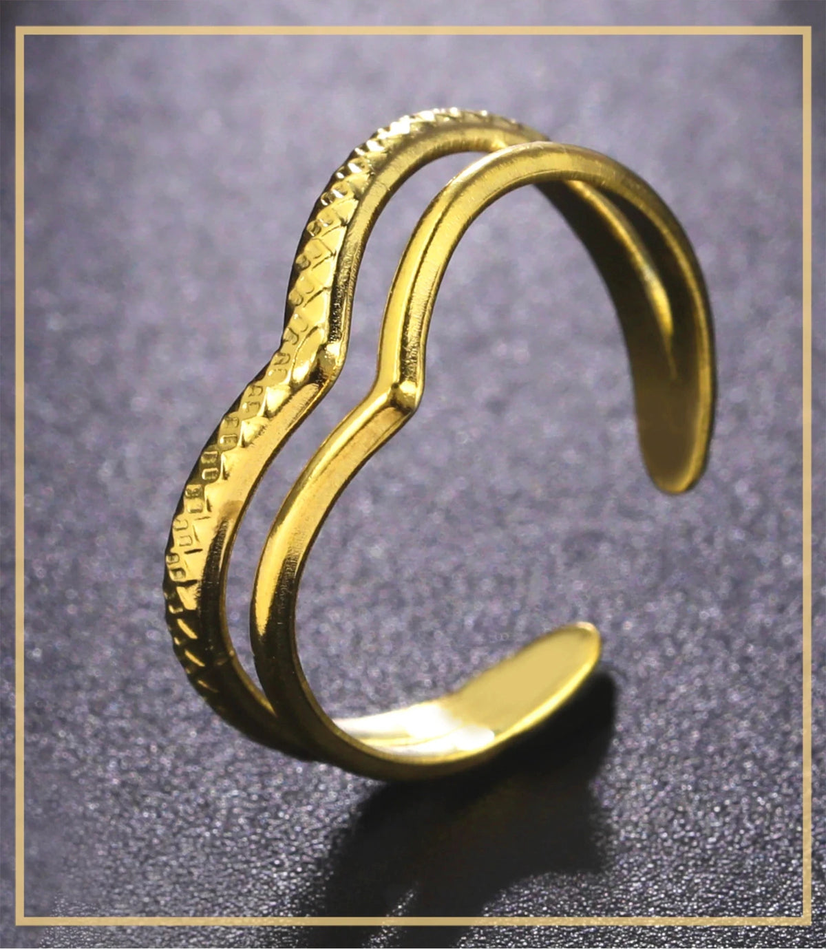 Anillo Abierto Doble en V Ajustable