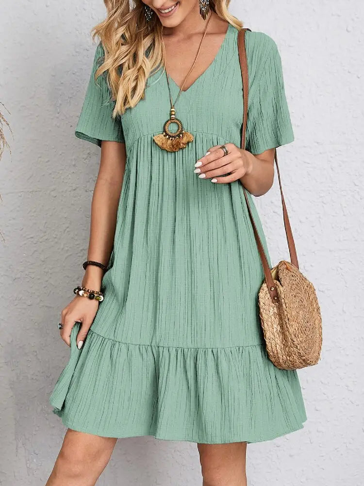 Vestido Corto Evasé con Volantes y Escote en V