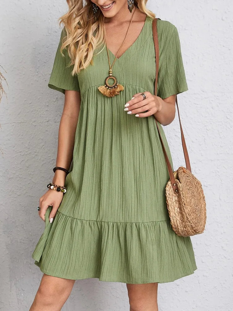 Vestido Corto Evasé con Volantes y Escote en V