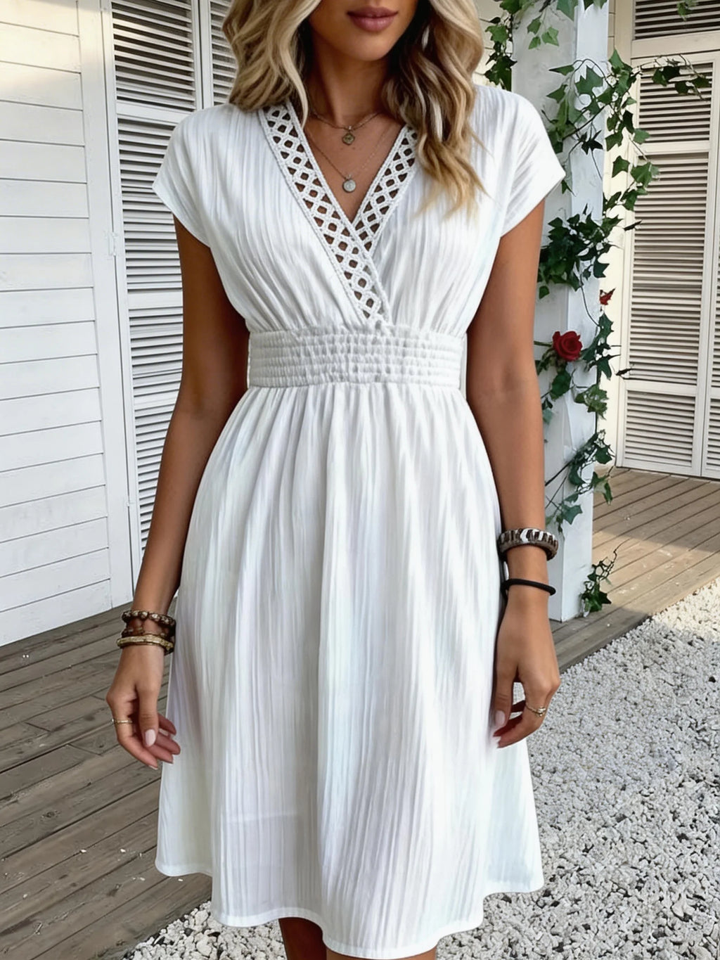 Vestido Francés de Encaje con Mangas Abullonadas