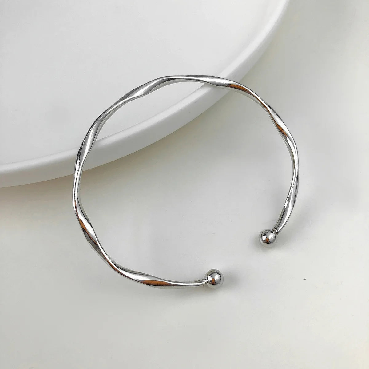 Brazalete Abierto Trenzado Dorado