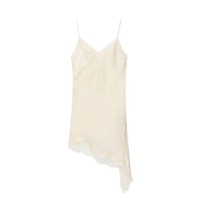 Minivestido Lencero Satinado con Encaje y Espalda Abierta