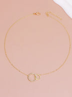 Collar Fino con Colgante de Doble Círculo